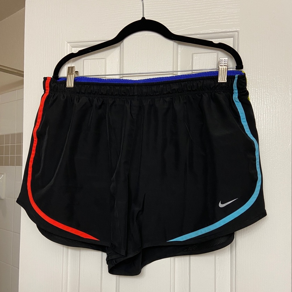 Nike Tempo Shorts Plus Size - 1X Multicolored Trim